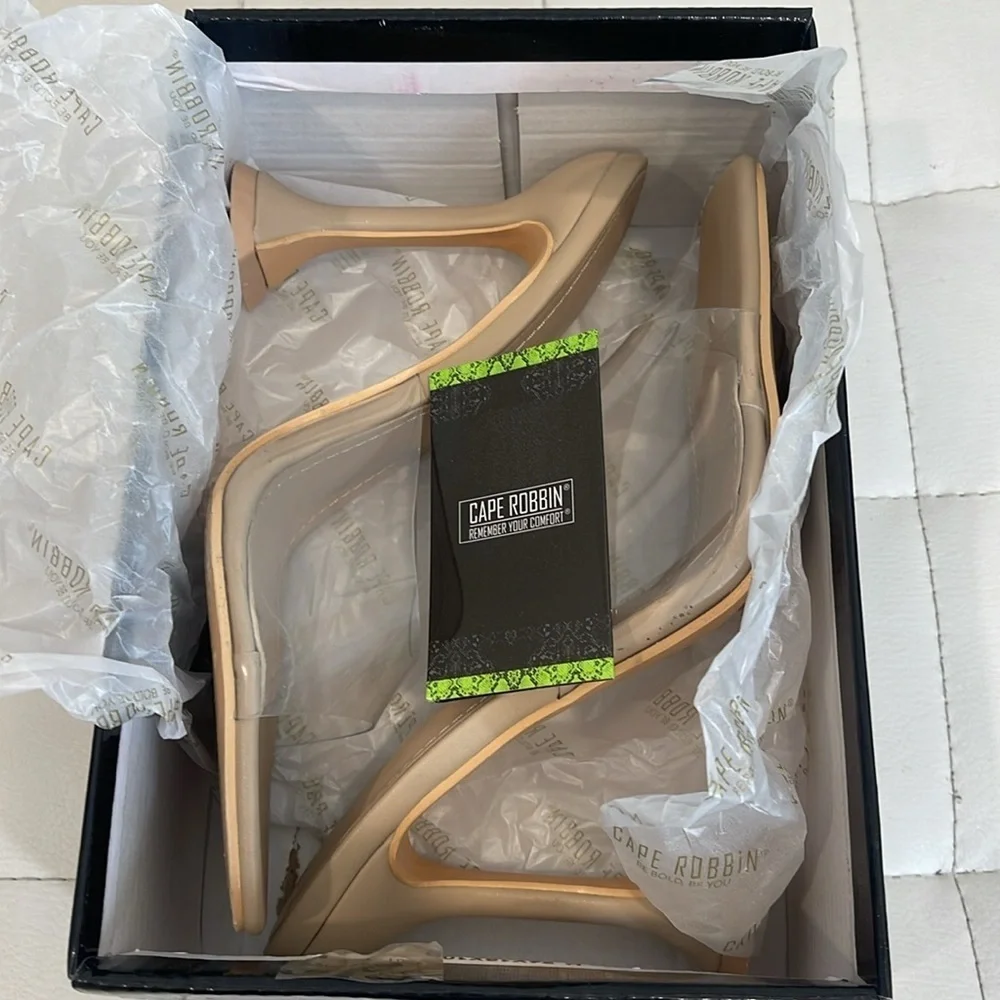 Sexy Nude Heel size 7.5